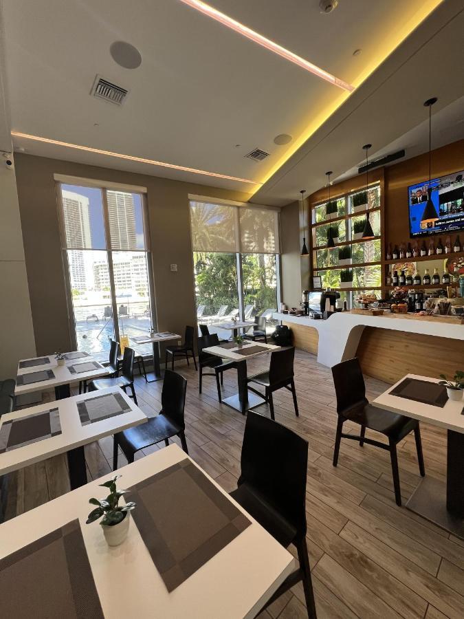 הלנדל ביץ' 23Rd Floor Luxury & Spacious Beachwalk Resort Apartment With Amazing View מראה חיצוני תמונה