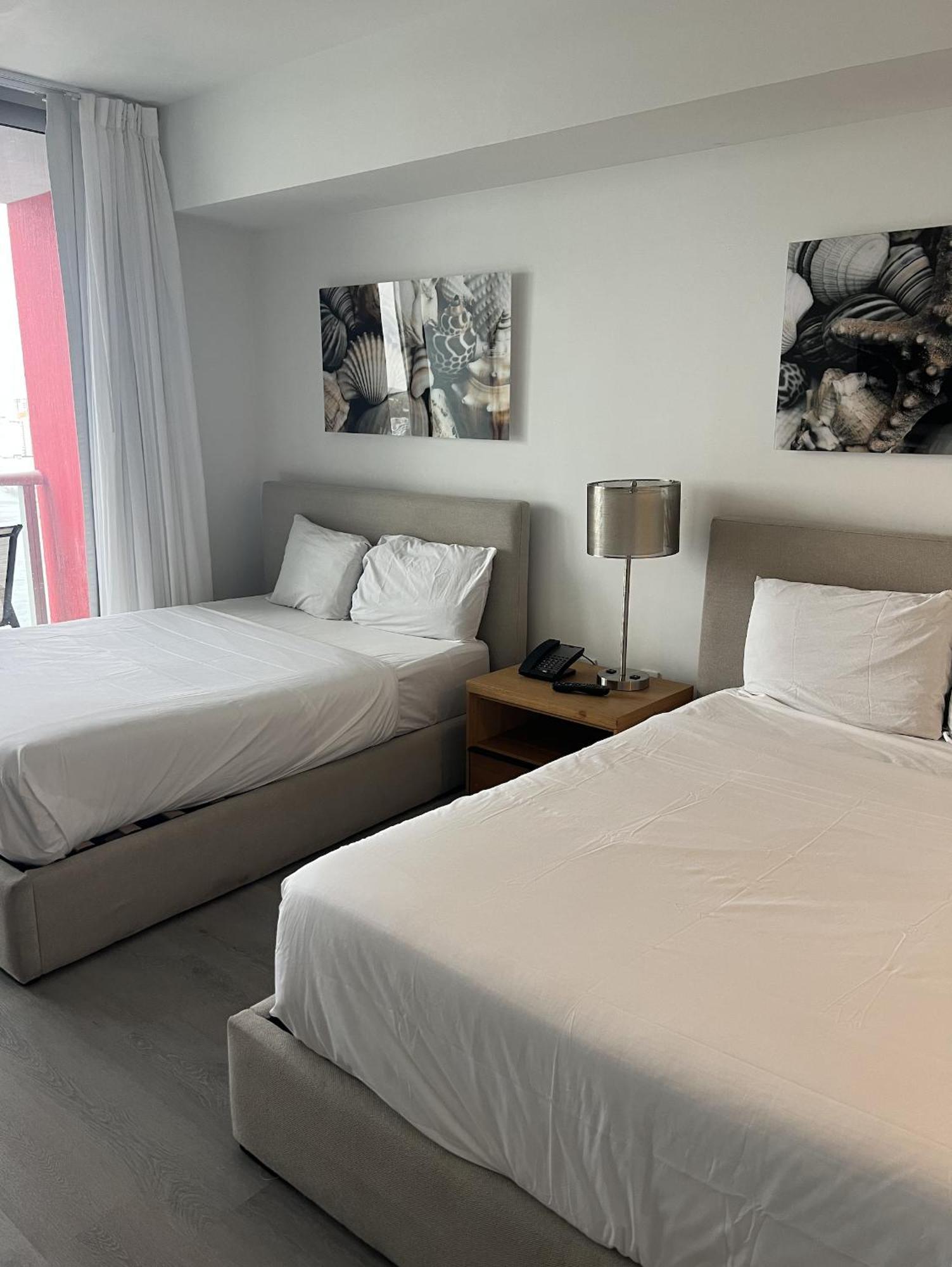 הלנדל ביץ' 23Rd Floor Luxury & Spacious Beachwalk Resort Apartment With Amazing View מראה חיצוני תמונה