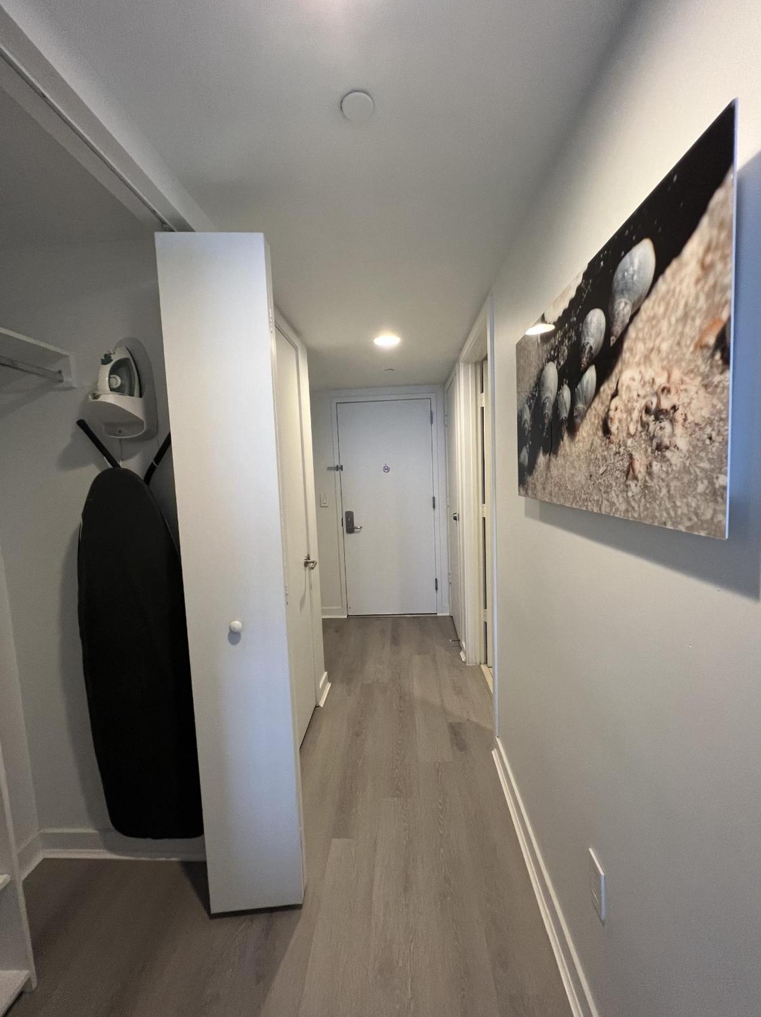 הלנדל ביץ' 23Rd Floor Luxury & Spacious Beachwalk Resort Apartment With Amazing View מראה חיצוני תמונה